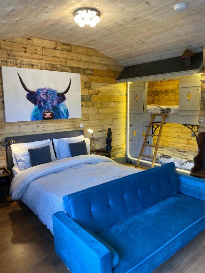 Willow Court Farm Studio East & Petting Farm, 8 Mins To Legoland & Windsor, 15 Mins To Lapland Uk Dış mekan fotoğraf