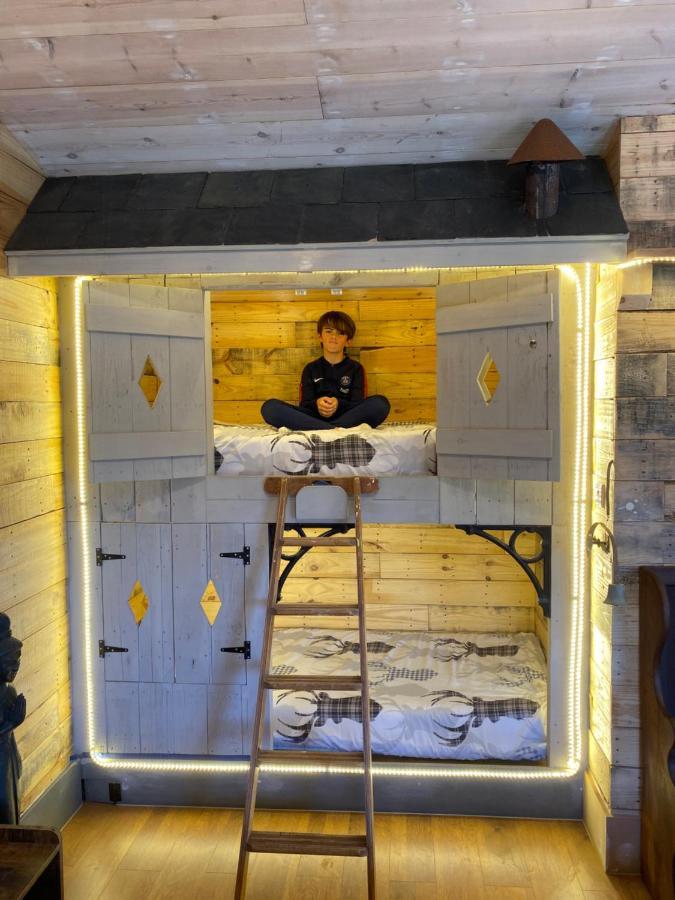 Willow Court Farm Studio East & Petting Farm, 8 Mins To Legoland & Windsor, 15 Mins To Lapland Uk Dış mekan fotoğraf